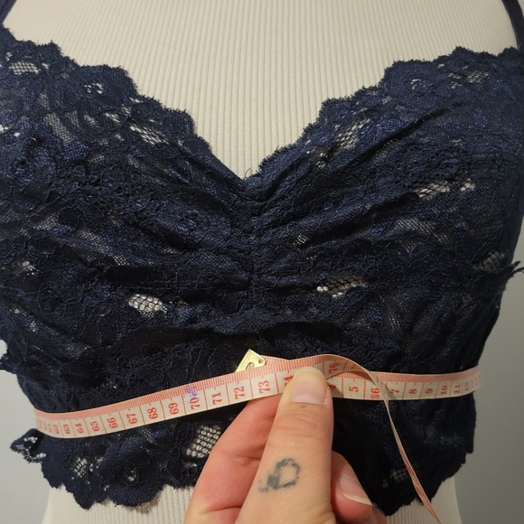 THREE LACE BRALETTES - Picture 10 of 16